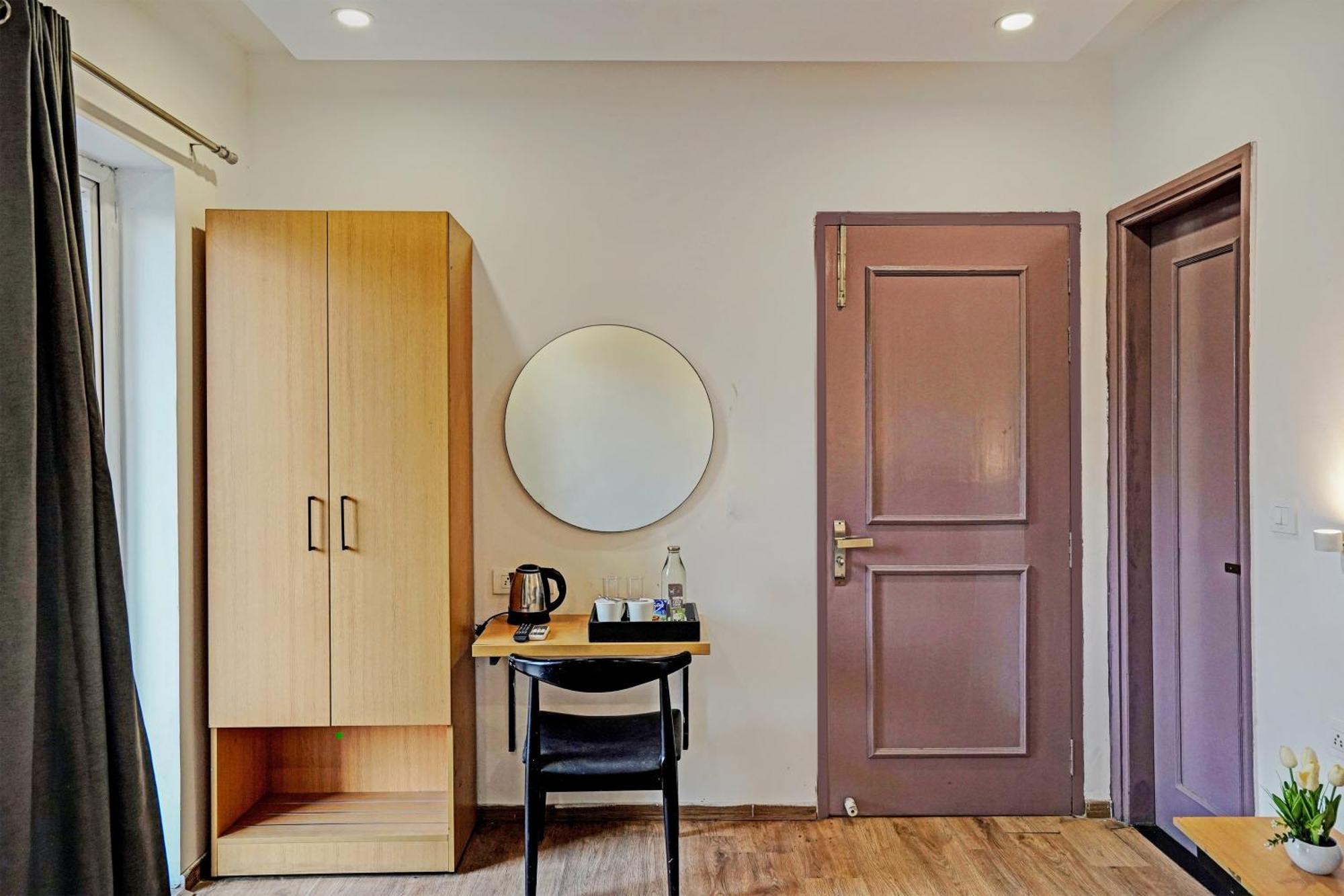 Super Townhouse Sector 57 Near Bestech Central Square Mall Gurgaon Exterior photo